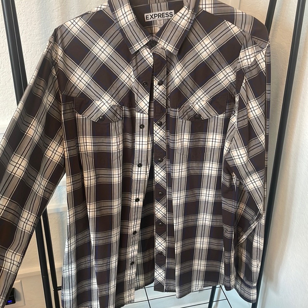 Grayish Plaid Long Sleeve Button Up Shirt